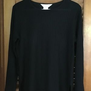 EXCLUSIVELY MISOOK BLACK RIBBED SILVER LOGO TOP. M